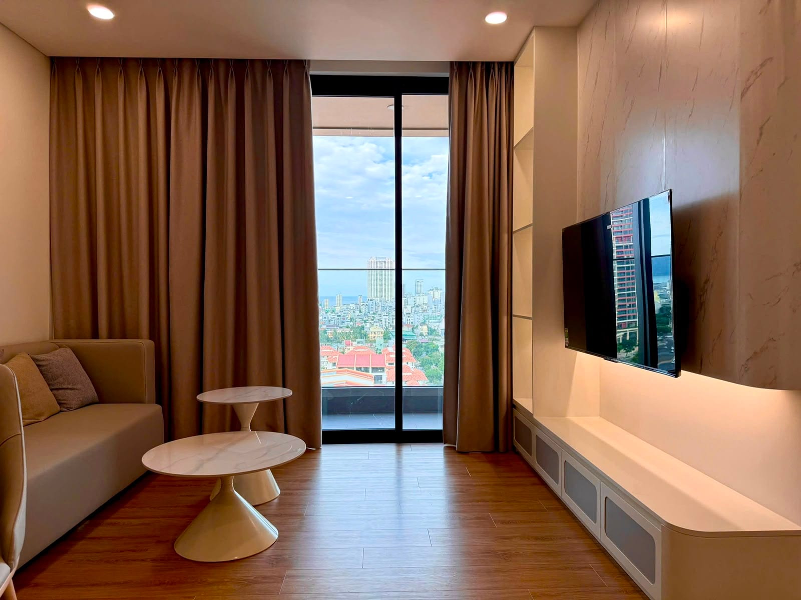 Apartment with 1 bedroom in Da Nang #172 4